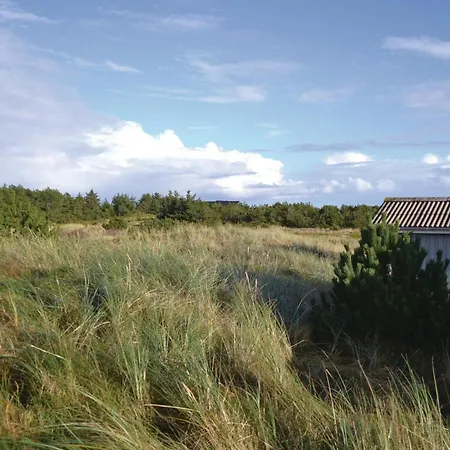 Nice Home In Hvide Sande With Wifi Holiday home Bjerregard