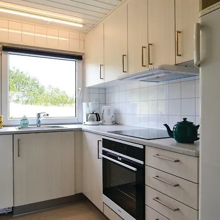 Nice Home In Hvide Sande With Wifi * Bjerregård