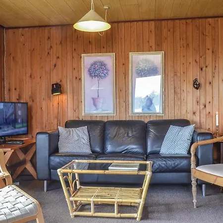 Holiday home Nice Home In Hvide Sande With Wifi *